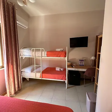 Bed & Breakfast Elegance Villa San Giovanni