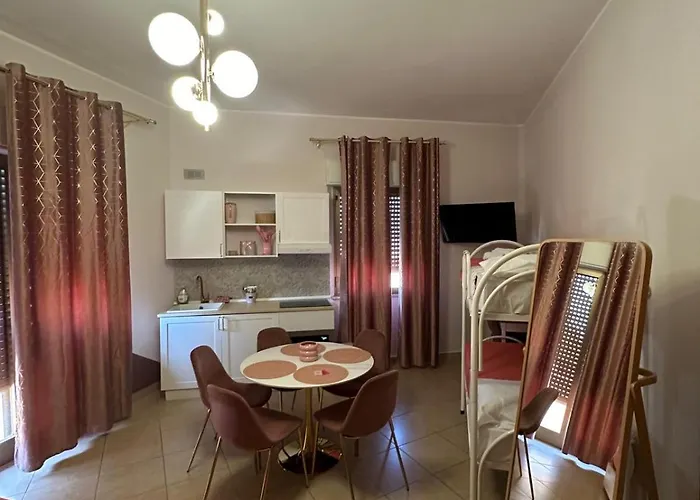 Elegance Bed & Breakfast 3*